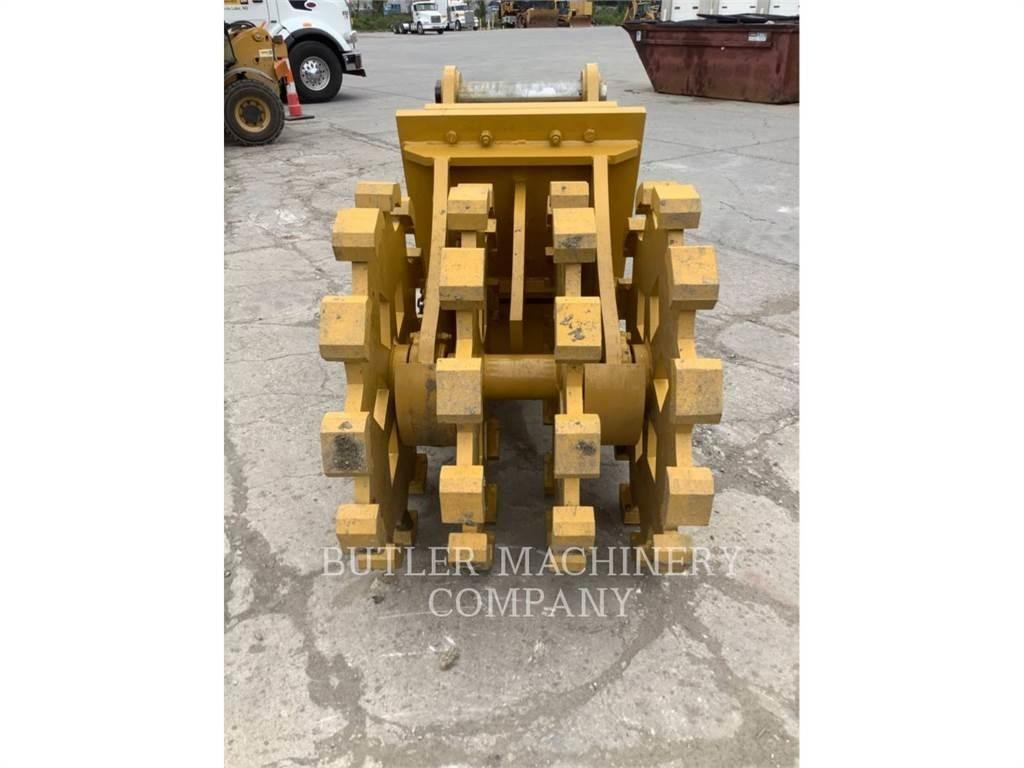 CAT 36 COMPACTOR WHEEL Строителство - Други