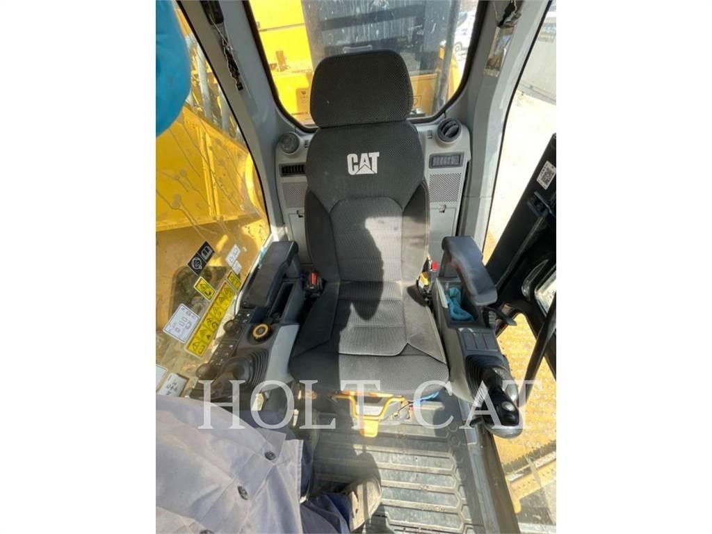 CAT 374 Верижен екскаватор