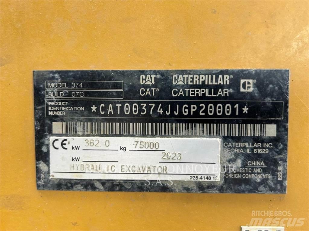 CAT 374 Верижен екскаватор