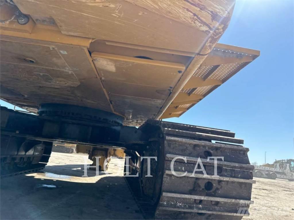CAT 374 Верижен екскаватор