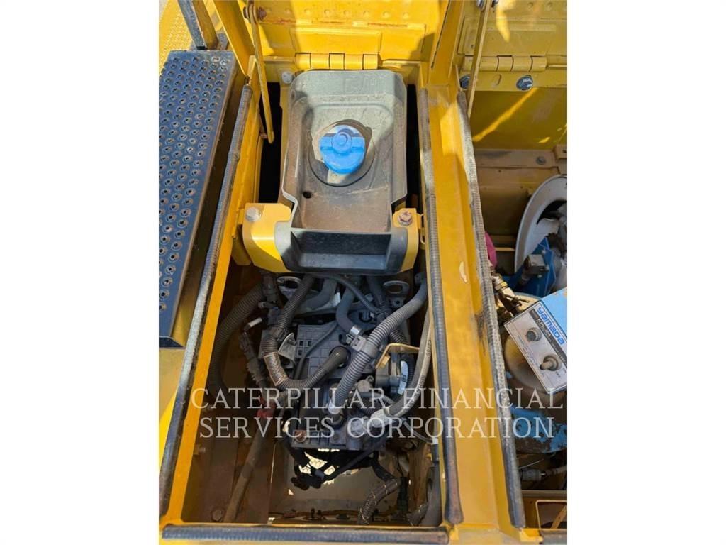 CAT 390FL Верижен екскаватор