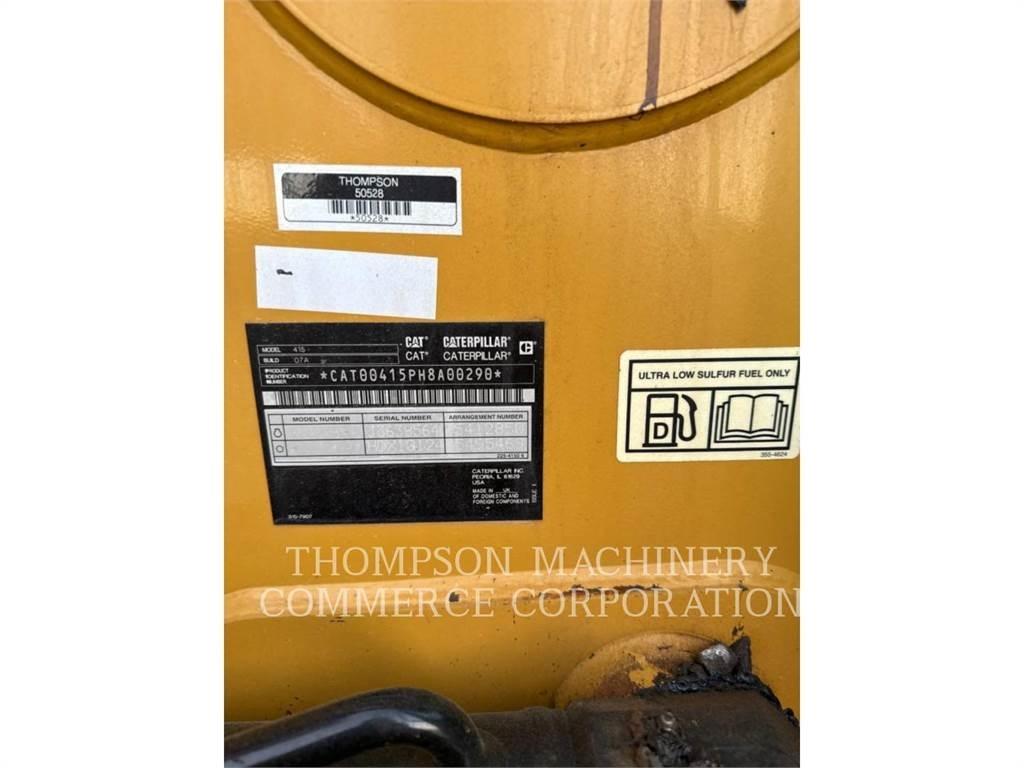 CAT 415 Товарач със заден ексватор