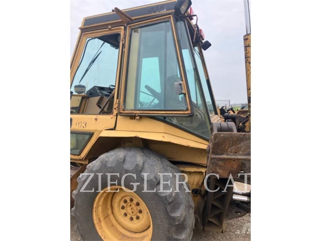 CAT 416 Товарач със заден ексватор