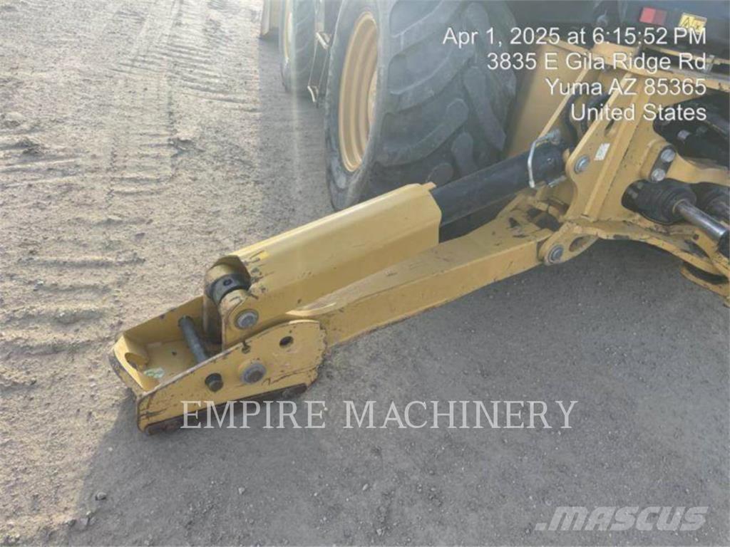 CAT 416F2 4EOP Товарач със заден ексватор