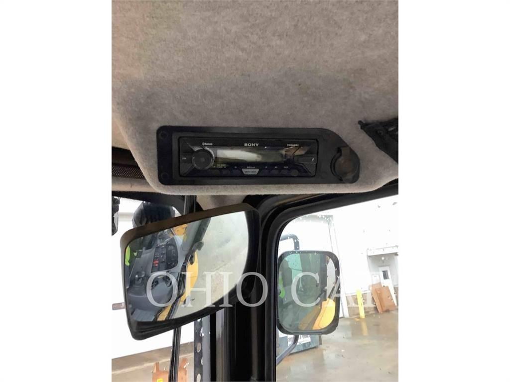 CAT 416F2 ST Товарач със заден ексватор