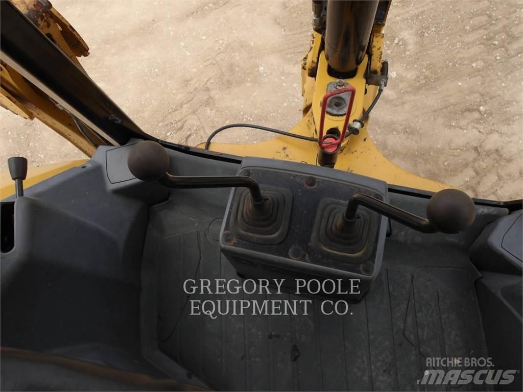 CAT 416F2ST Товарач със заден ексватор