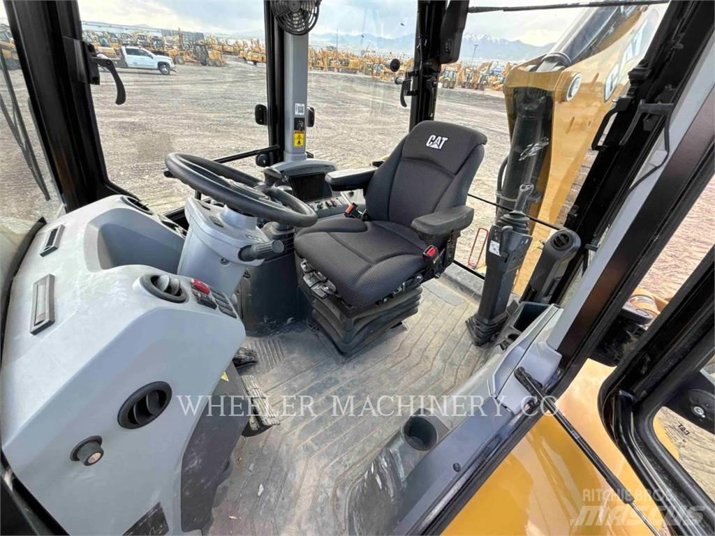 CAT 420 Товарач със заден ексватор