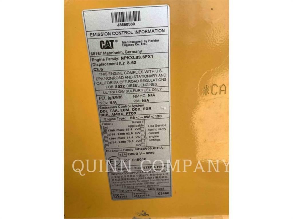 CAT 420 Товарач със заден ексватор