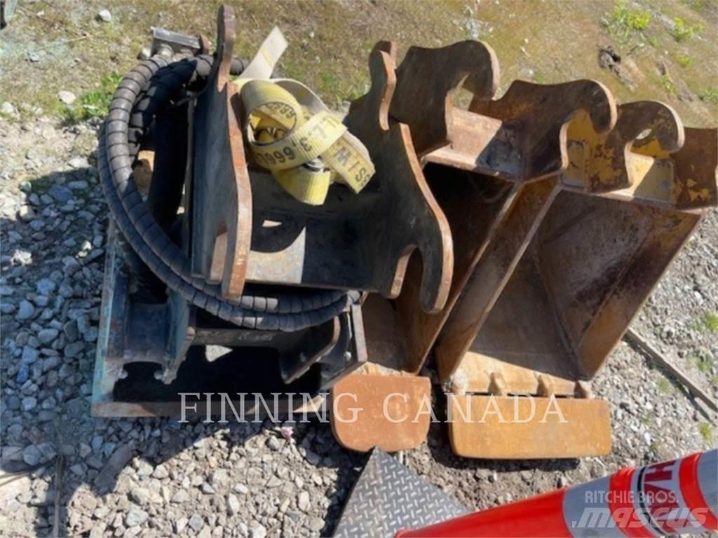 CAT 420 Товарач със заден ексватор