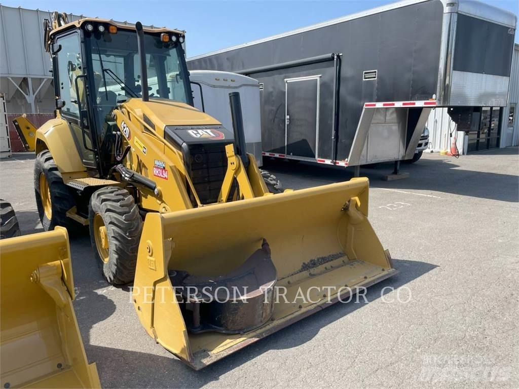 CAT 420 Товарач със заден ексватор