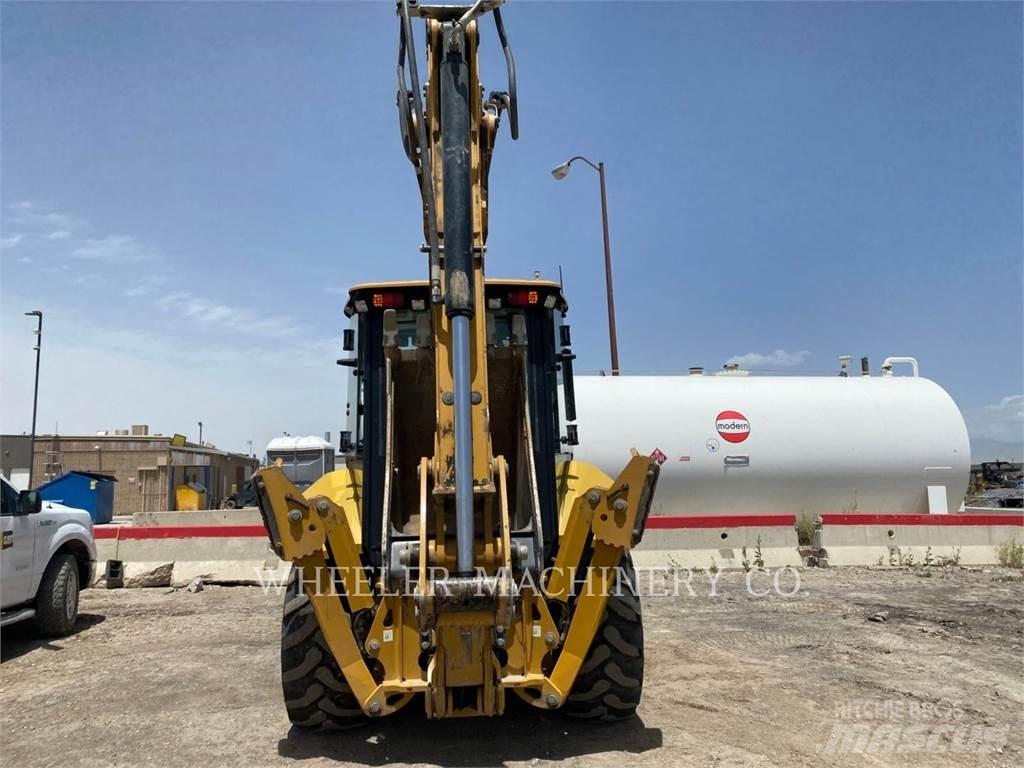 CAT 420 Товарач със заден ексватор