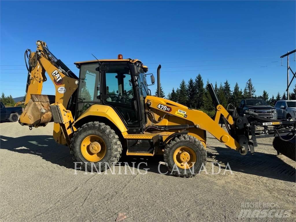 CAT 420-07 Товарач със заден ексватор