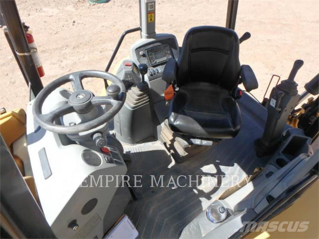 CAT 420-074EOP Товарач със заден ексватор
