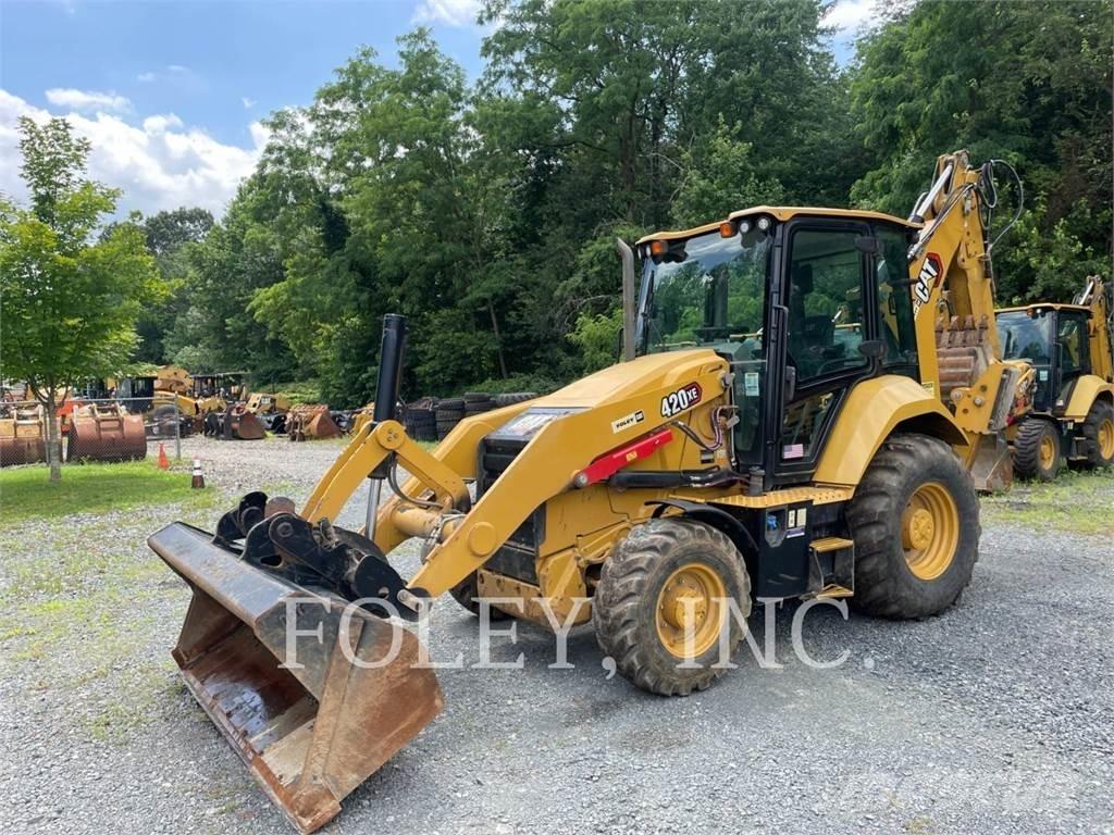 CAT 420-07XE Товарач със заден ексватор