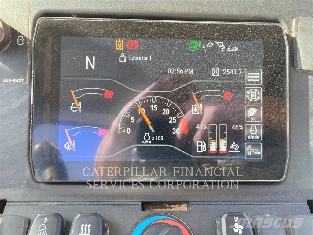 CAT 420-07XE Товарач със заден ексватор