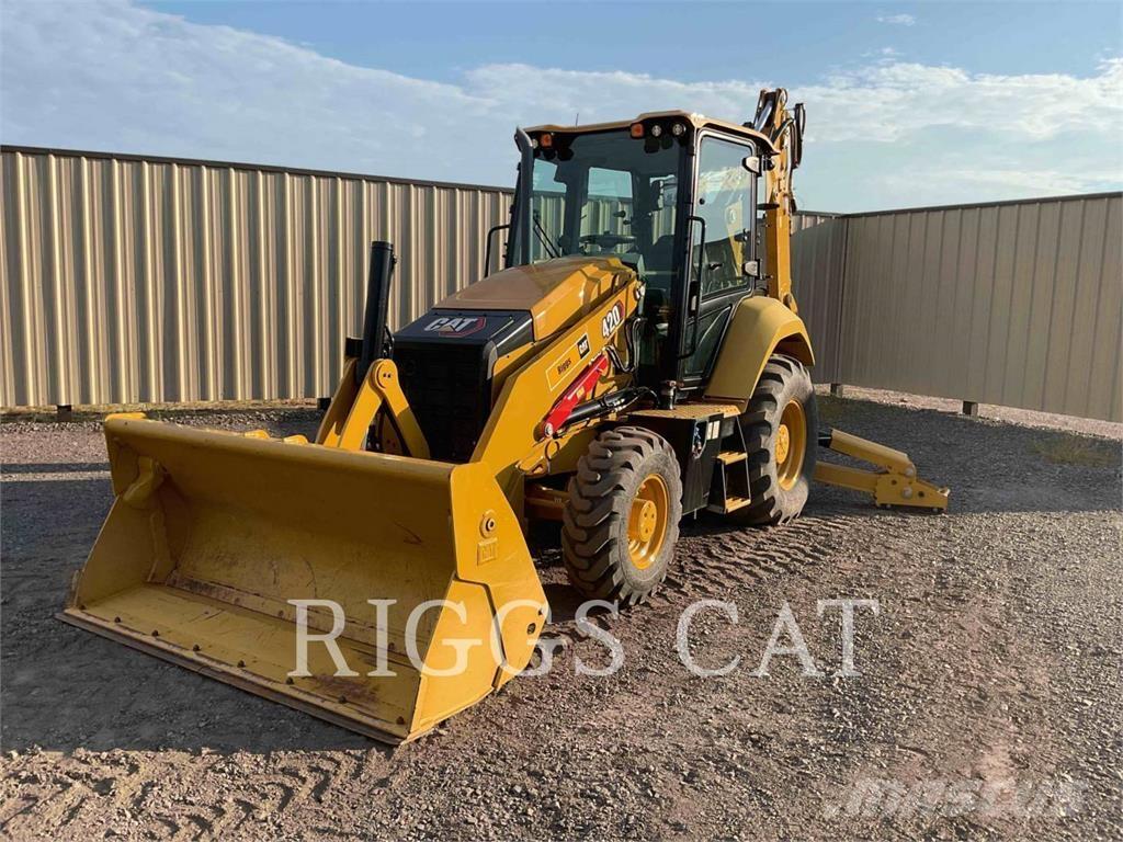 CAT 420 4AEM Товарач със заден ексватор
