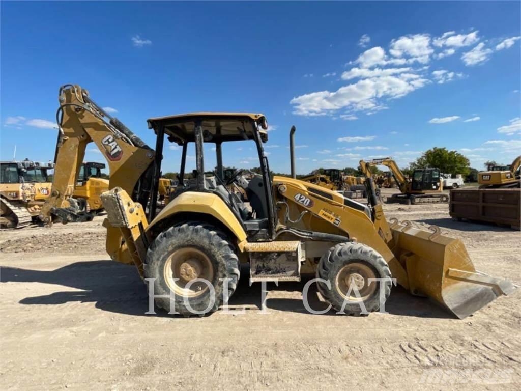 CAT 420 4SX Товарач със заден ексватор