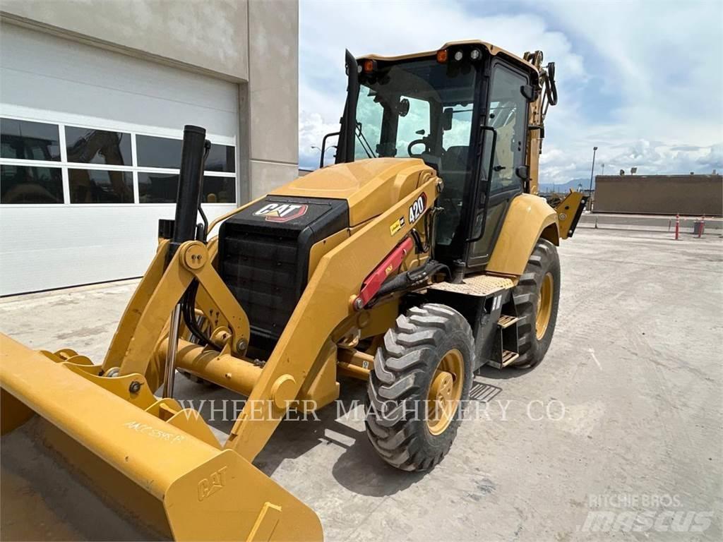 CAT 420 CF Товарач със заден ексватор