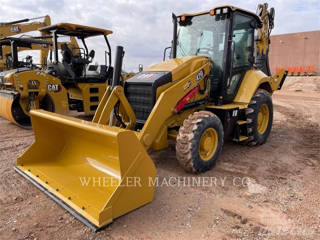 CAT 420 CF Товарач със заден ексватор