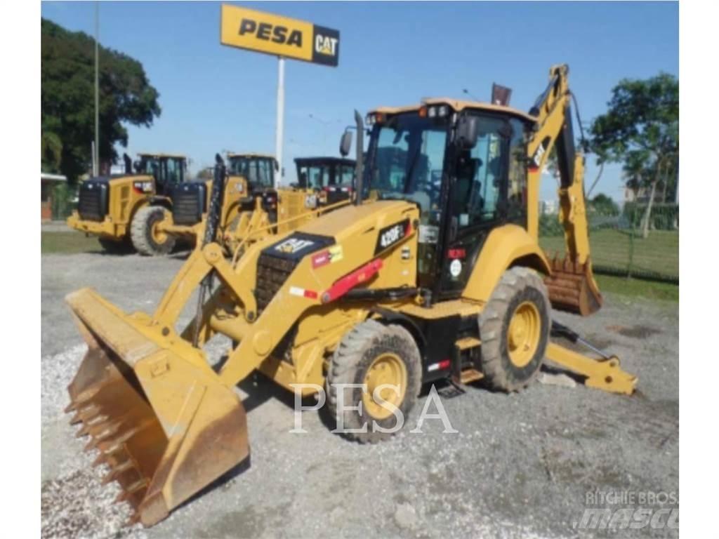 CAT 420 F 2 Товарач със заден ексватор