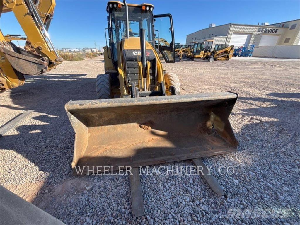 CAT 420 IT CF Товарач със заден ексватор