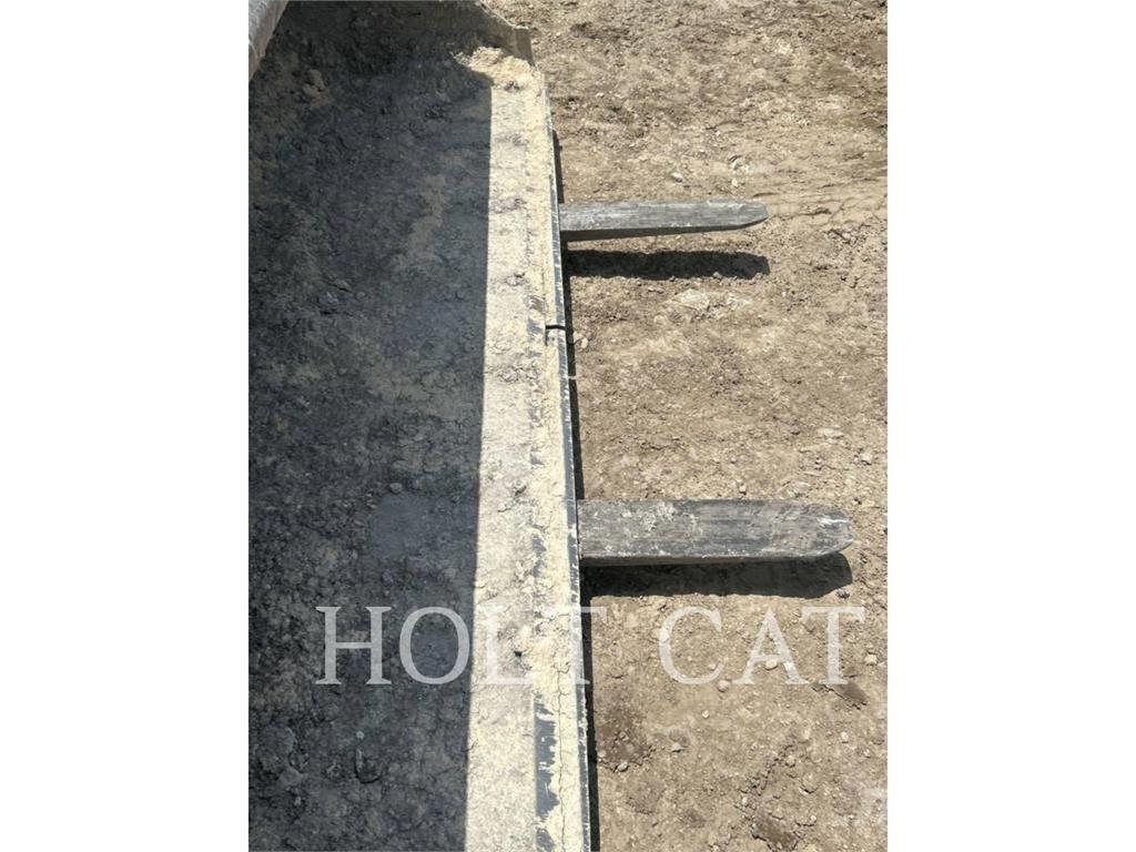 CAT 420 IT4SX Товарач със заден ексватор
