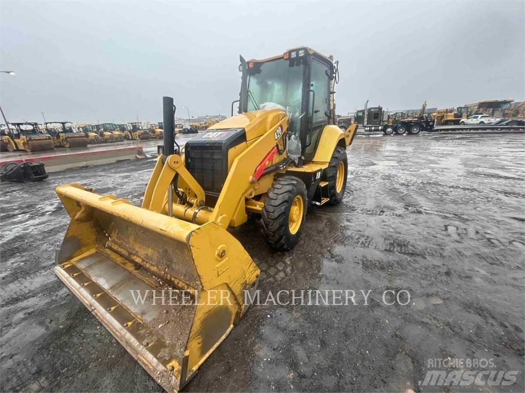 CAT 420 MP Товарач със заден ексватор