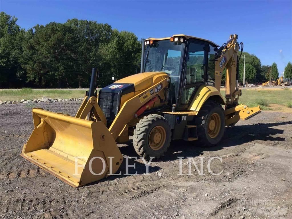 CAT 42007 Товарач със заден ексватор