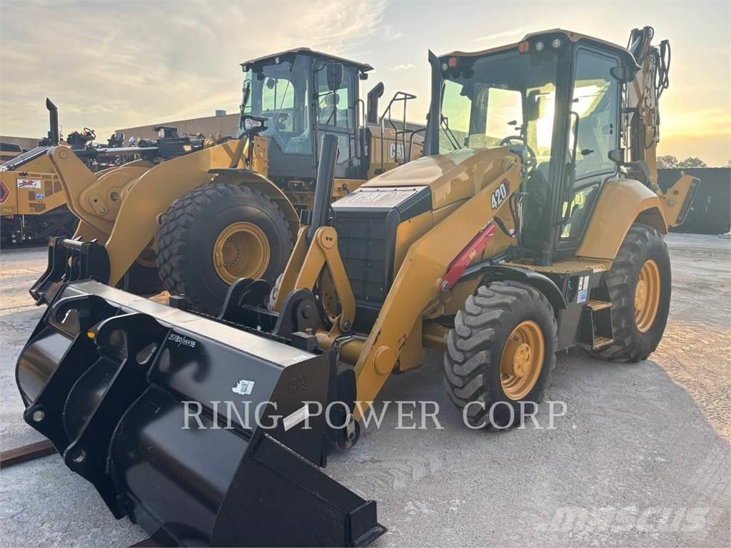CAT 420CABHYTH Товарач със заден ексватор