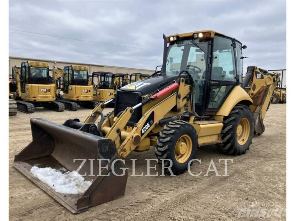 CAT 420EIT Товарач със заден ексватор