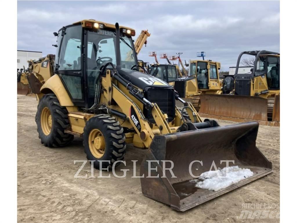 CAT 420EIT Товарач със заден ексватор