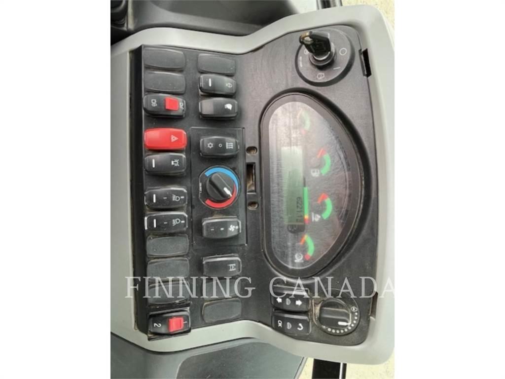 CAT 420F2 Товарач със заден ексватор