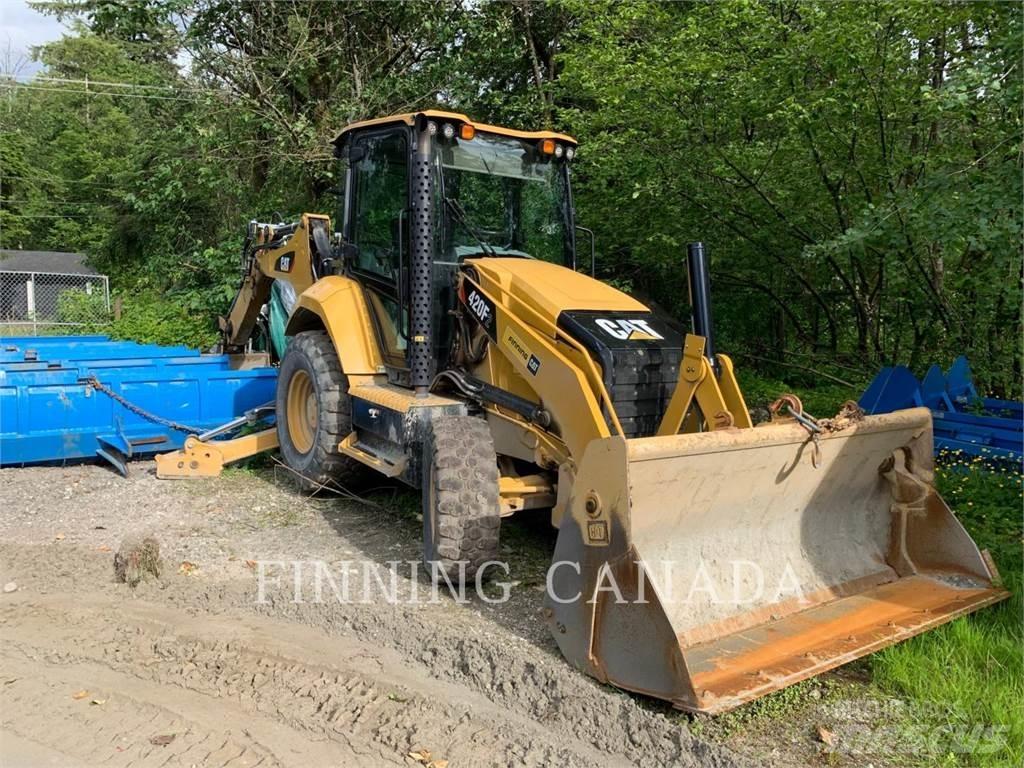 CAT 420F2 Товарач със заден ексватор