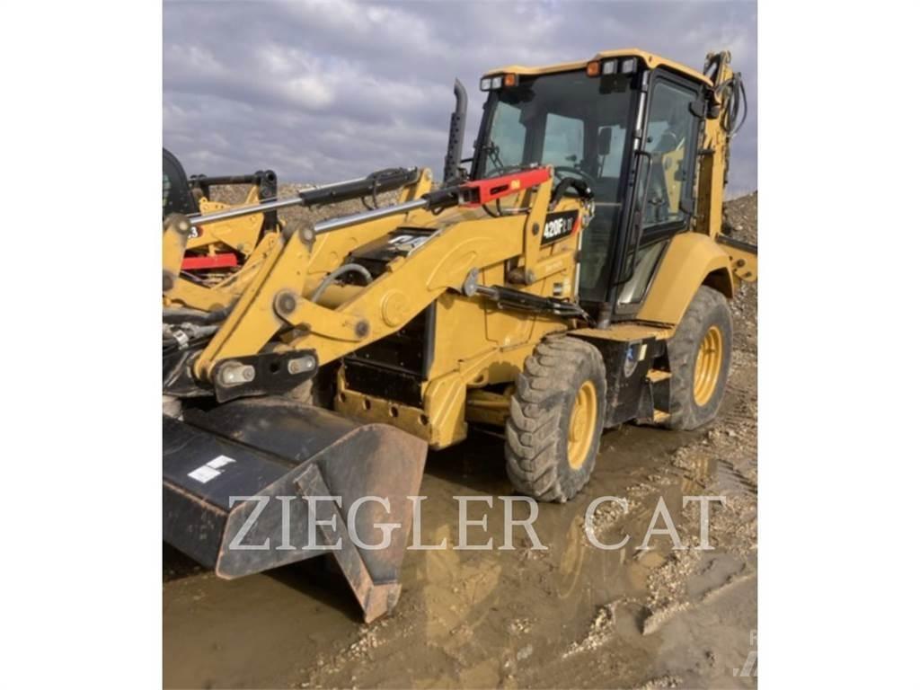 CAT 420F2 Товарач със заден ексватор