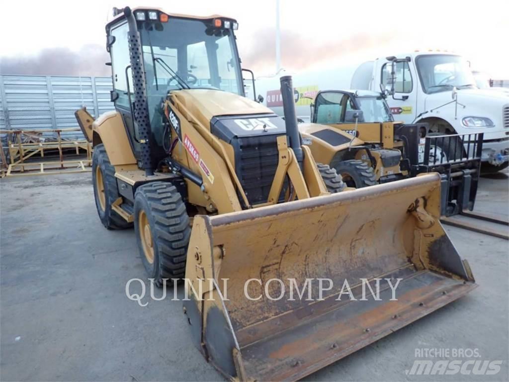 CAT 420F2 Товарач със заден ексватор