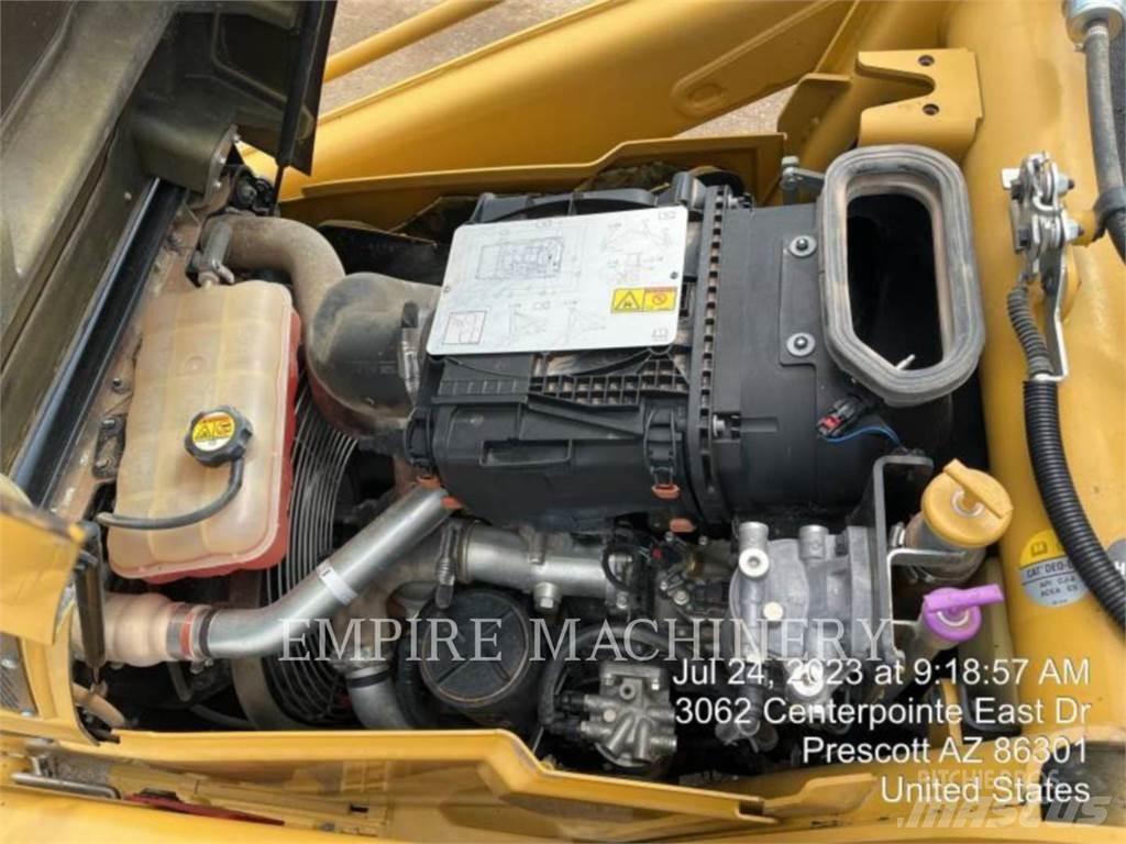 CAT 420F2 4EOP Товарач със заден ексватор