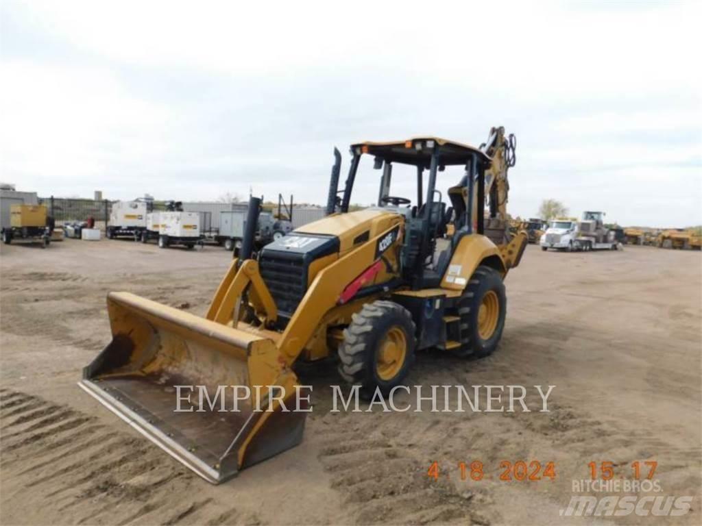 CAT 420F2 4EOP Товарач със заден ексватор