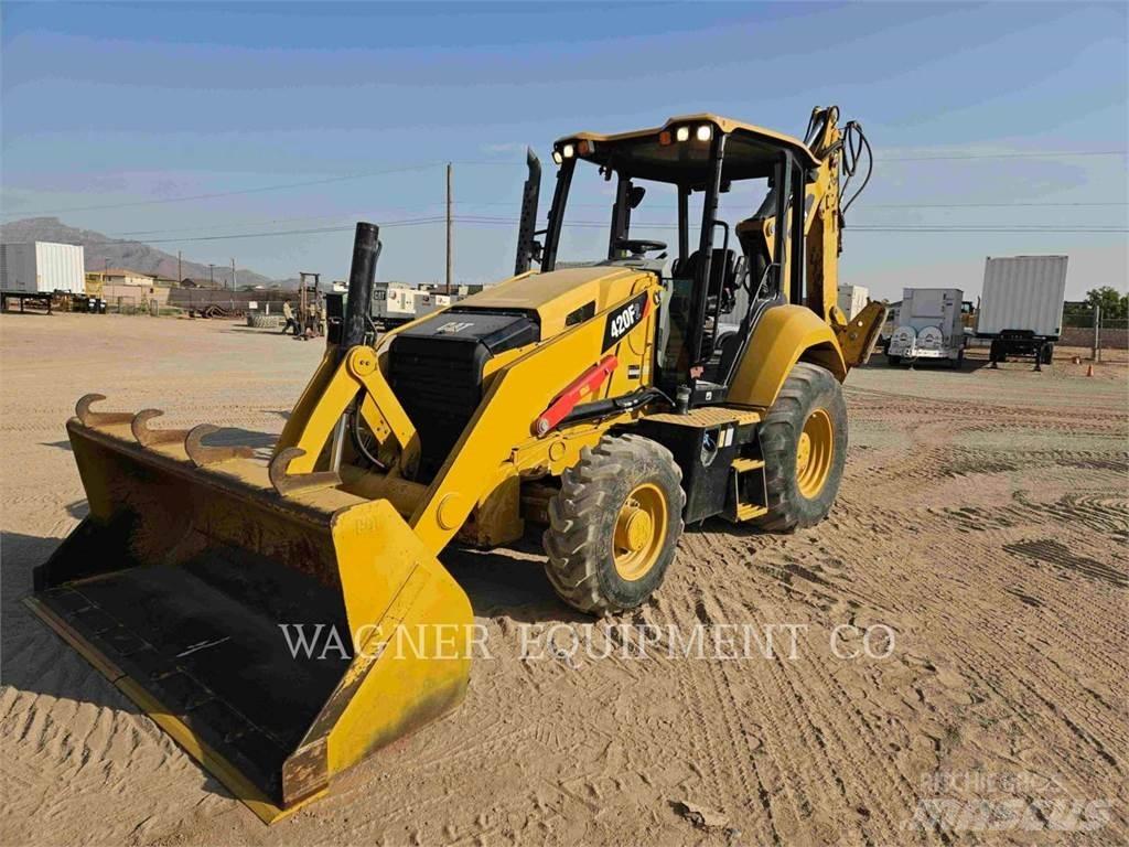CAT 420F2 4WDE Товарач със заден ексватор