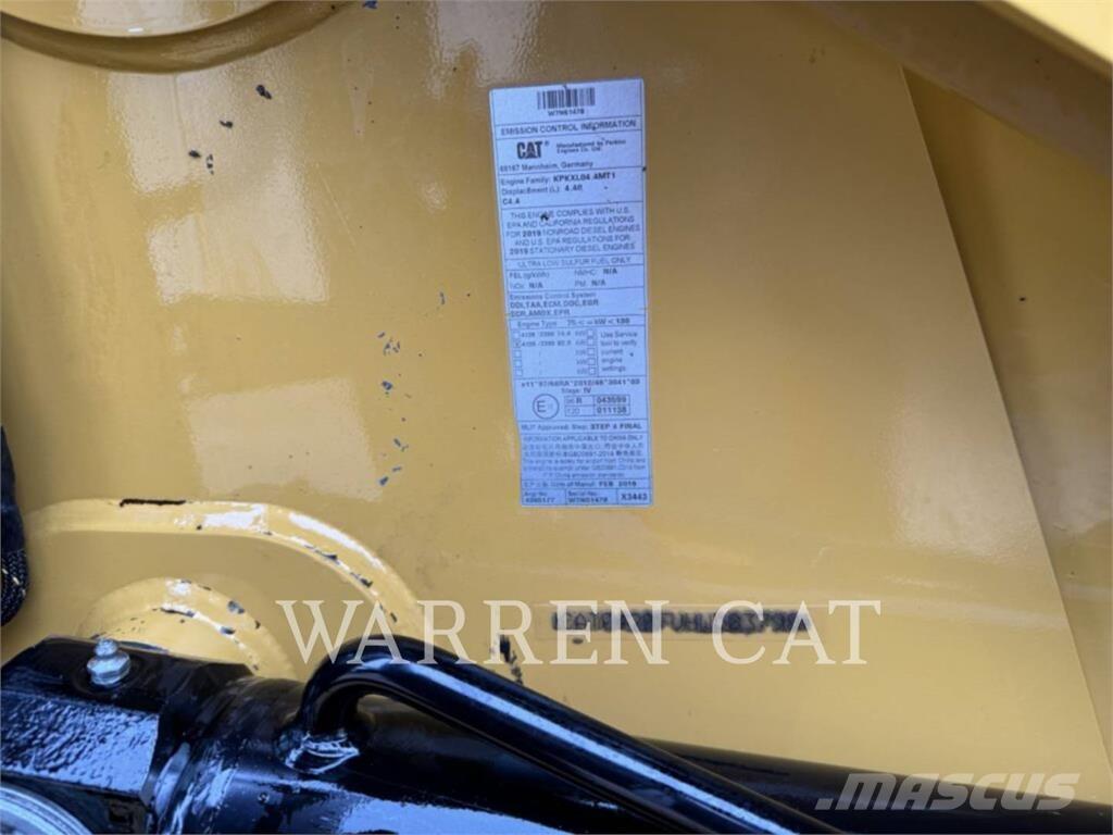 CAT 420F2 AE4T Товарач със заден ексватор