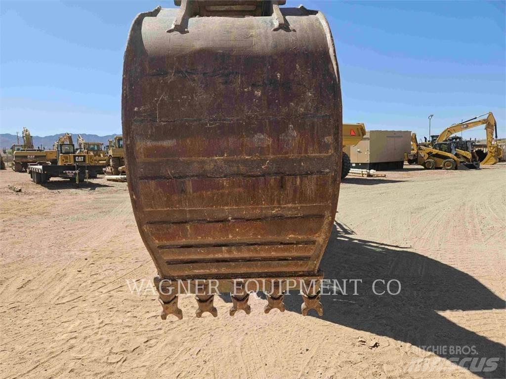 CAT 420F2 IT Товарач със заден ексватор