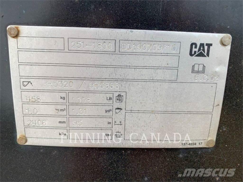 CAT 420F2 IT Товарач със заден ексватор
