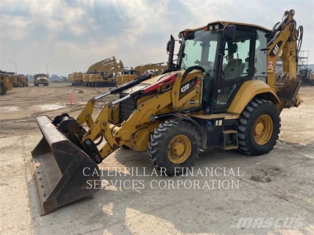 CAT 420F2 IT Товарач със заден ексватор