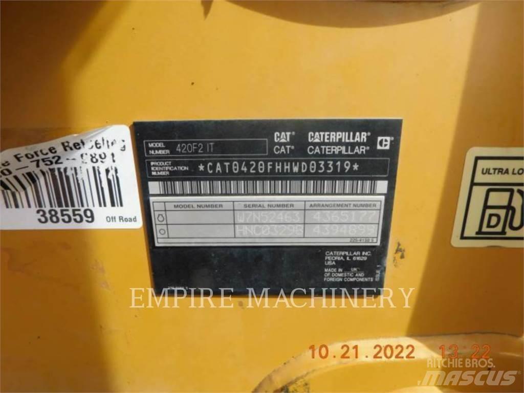 CAT 420F24EOIP Товарач със заден ексватор