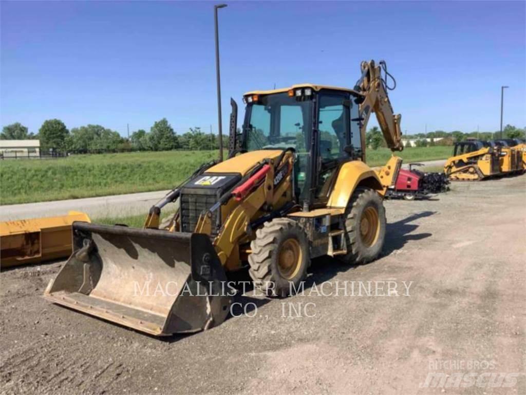 CAT 420F2IT Товарач със заден ексватор