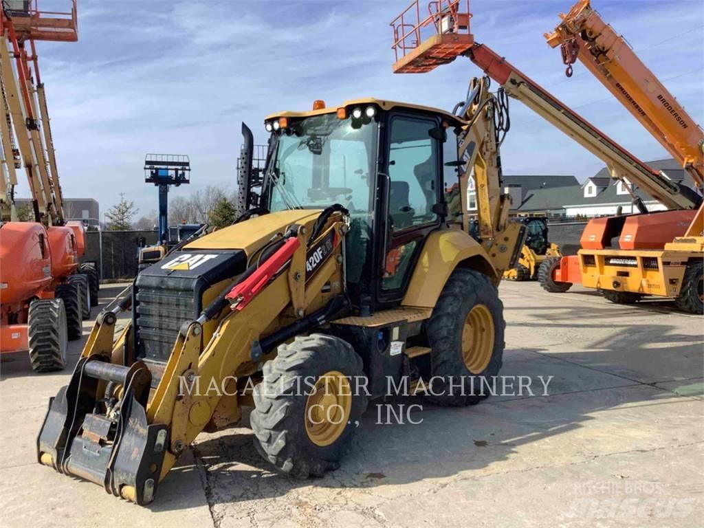CAT 420F2IT Товарач със заден ексватор