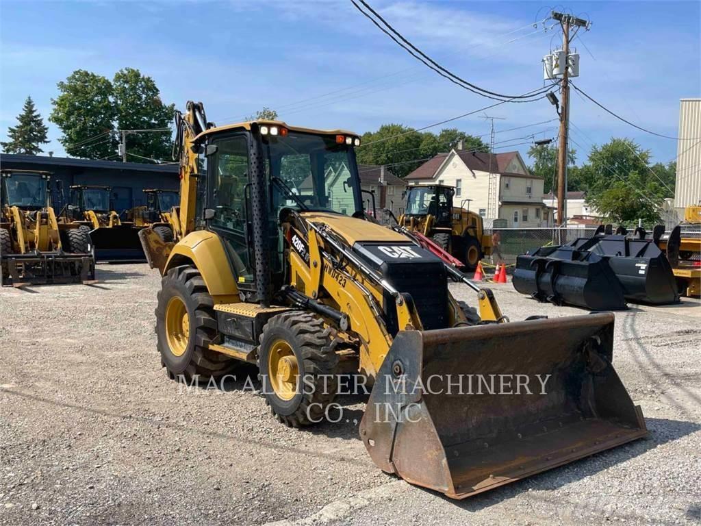 CAT 420F2IT Товарач със заден ексватор