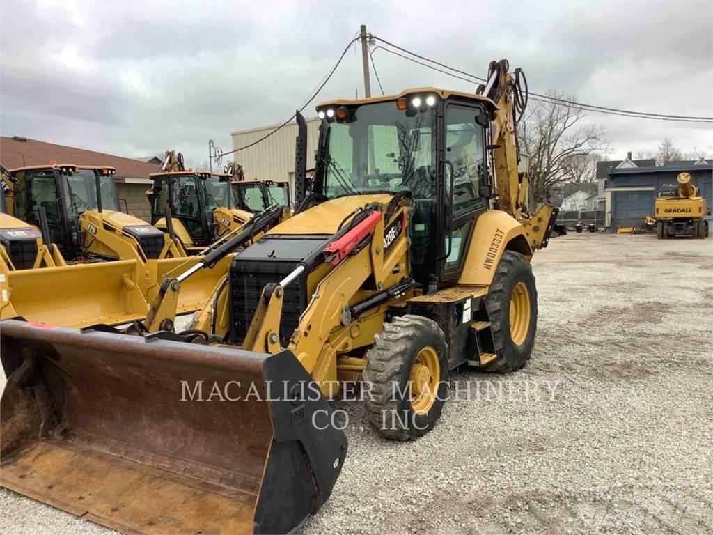 CAT 420F2IT Товарач със заден ексватор
