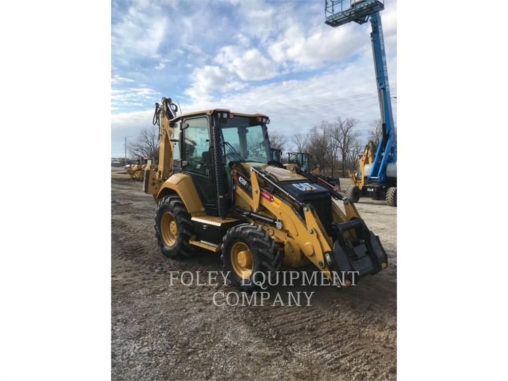 CAT 420F2IT Товарач със заден ексватор