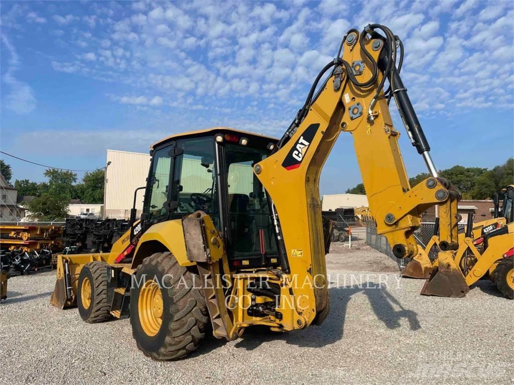 CAT 420F2ST Товарач със заден ексватор