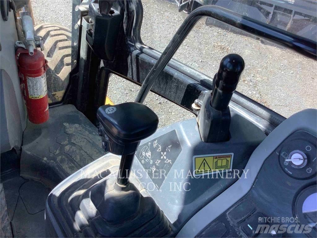 CAT 420F2ST Товарач със заден ексватор